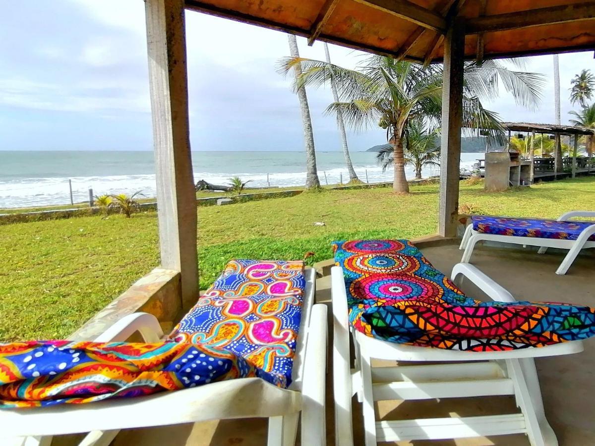 Afro Beach Eco Resort Butre Extérieur photo