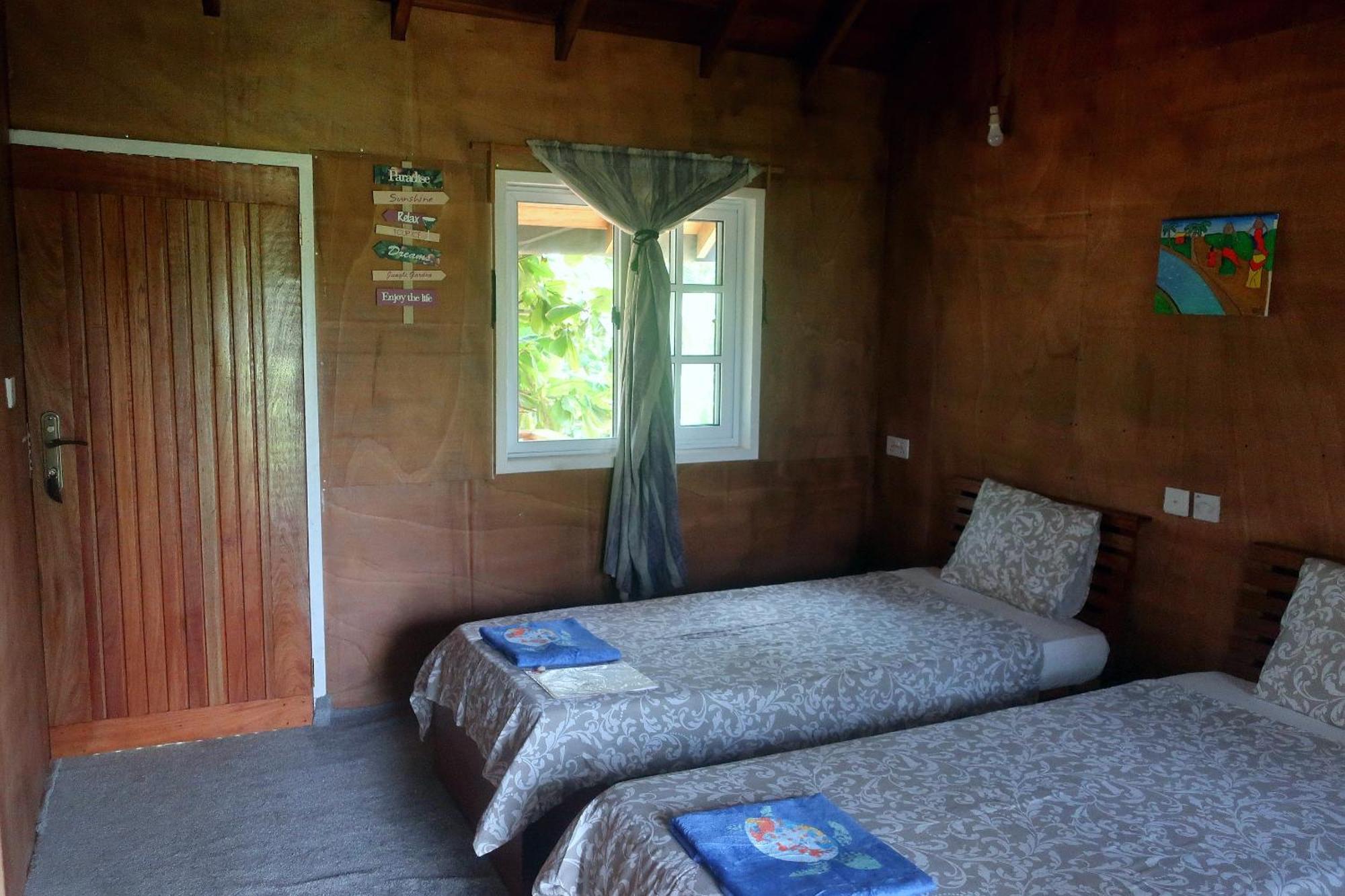 Afro Beach Eco Resort Butre Chambre photo