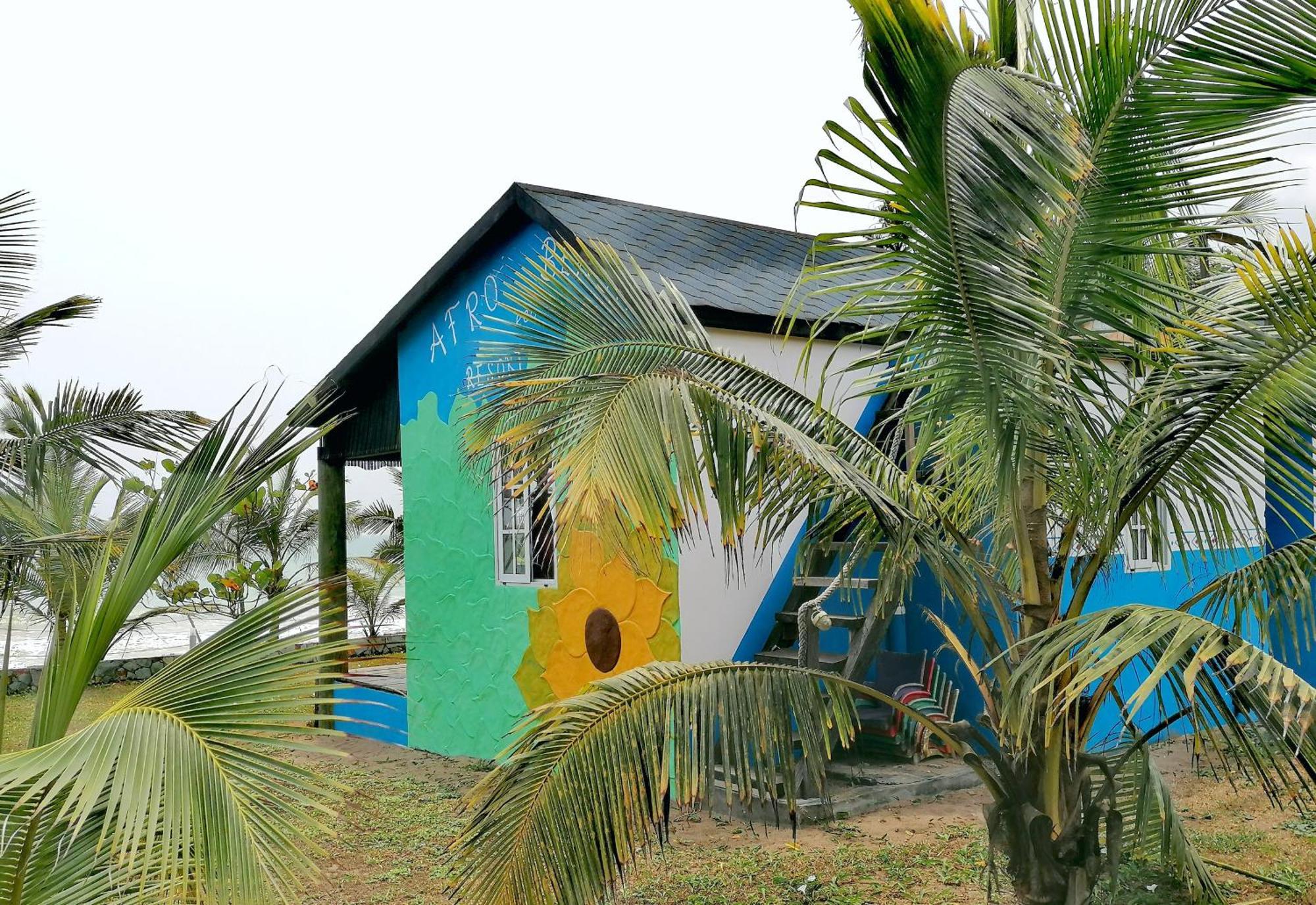 Afro Beach Eco Resort Butre Chambre photo